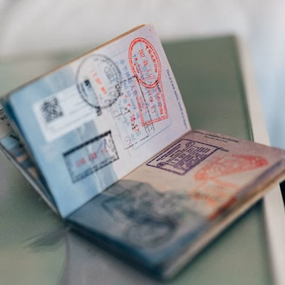 Best Travel Credit Cards 2025: Ultimate Guide to Maximize Miles & Points